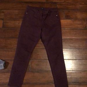 Maroon Gap denim skinny jeans